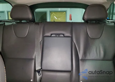 2017 Volvo Xc60 T6 Dynamic from USA, damaged, VIN YV449MRR6H2111732